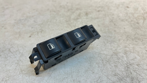 BMW E46 SEDAN/WAGON PASSENGER WINDOW SWITCH 6902179