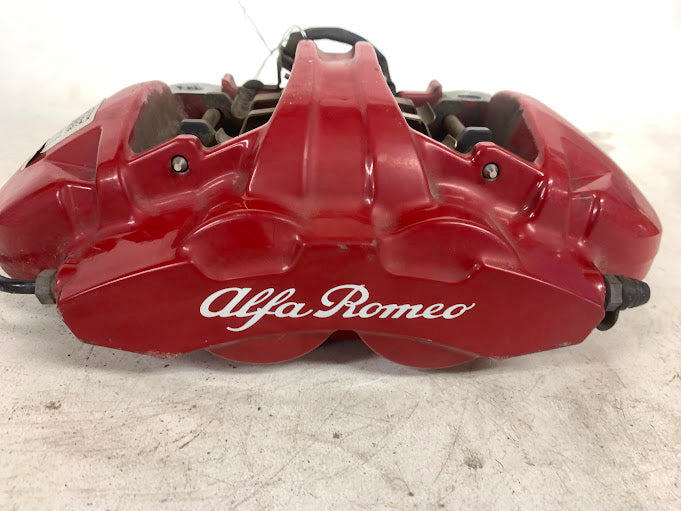 2019 Alfa Romeo 952 Giulia Ti Red Brake Caliper Set 00505536770/00505536710/00505415070/00505415020