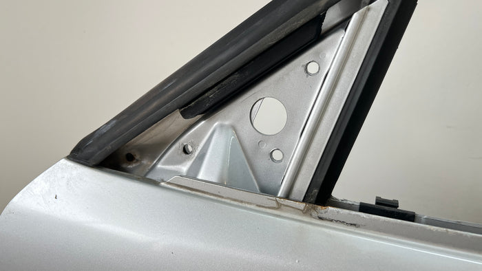 BMW E46 SEDAN/WAGON FRONT LEFT DOOR - TITANIUM SILVER