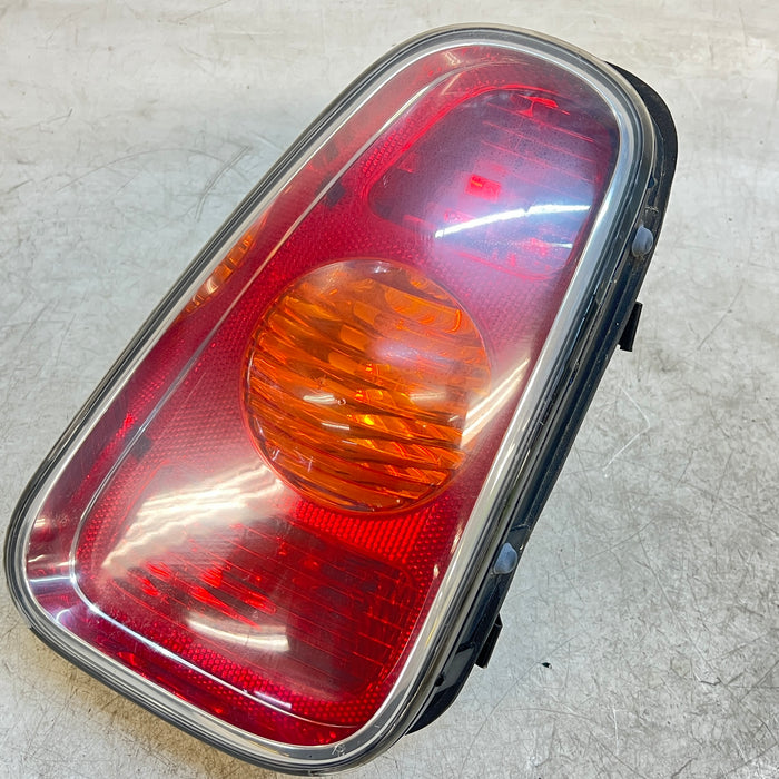 MINI R53 Cooper S Pre-LCI Right/Passenger Side Tail Light 63216935784