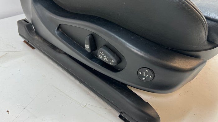 BMW E46 SEDAN/WAGON FRONT SPORT SEATS - BLACK LEATHER