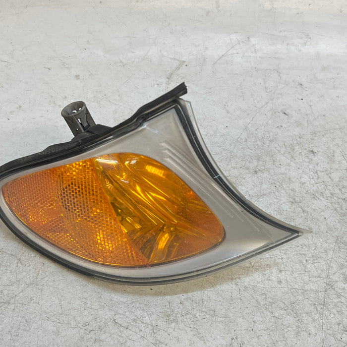 BMW E46 SEDAN/WAGON CORNER LIGHT RIGHT 63136915384