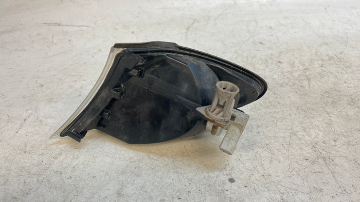 BMW E46 SEDAN/WAGON CORNER LIGHT RIGHT 63136915384