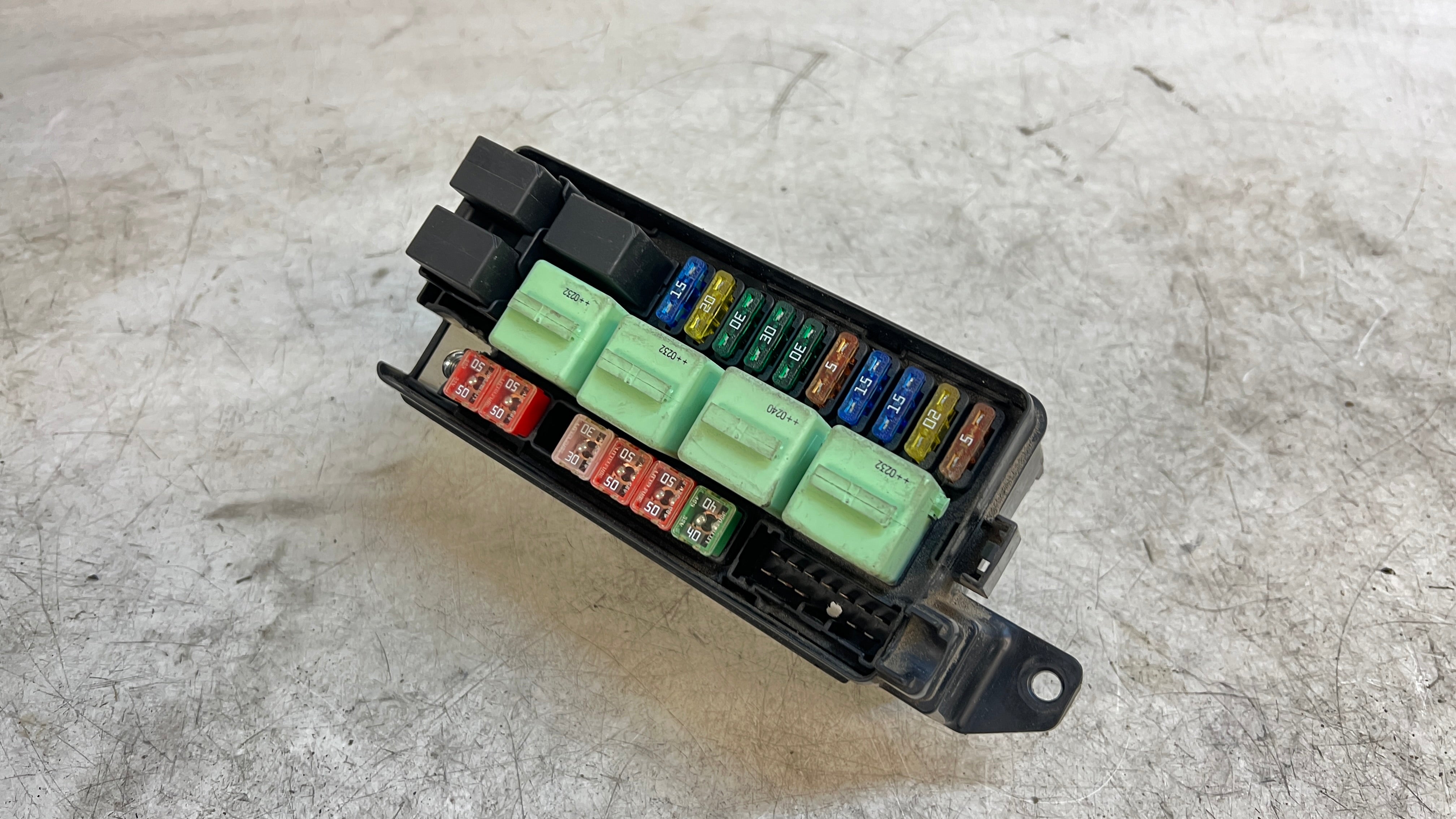 Mini R53 Fuse Box Layout MINI R53 Cooper S Engine Compartment Fuse Box Panel 1480790 – Proper ...
