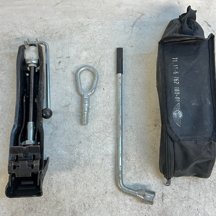 MINI R53 Cooper S Emergency Jack W/Lug Wrench & Tow Hook 71116762180/71121501930