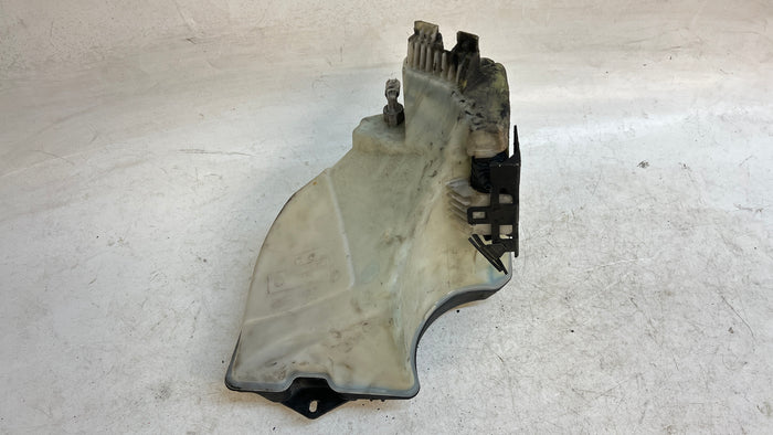 BMW E46 NON-M WASHER FLUID TANK 61677008057