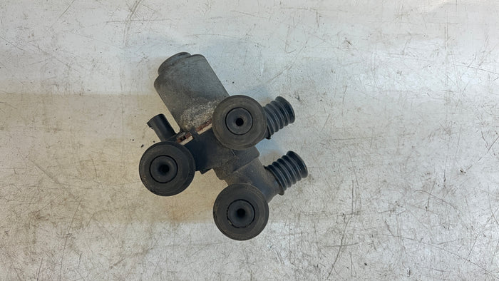 BMW E46 HEATER CONTROL VALVE 8369805