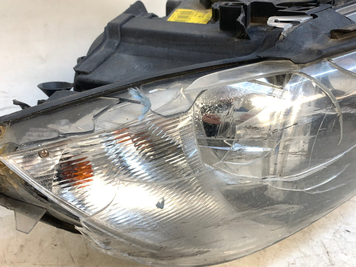 BMW E92 E90 E92 M3 Right/Passenger Side Adaptive Xenon Headlight 7162146 *DAMAGED*