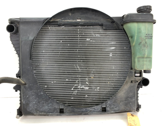 BMW Z3 M Roadster/M Coupe Radiator & Fan Shroud 1715319/1723520 *DAMAGED*