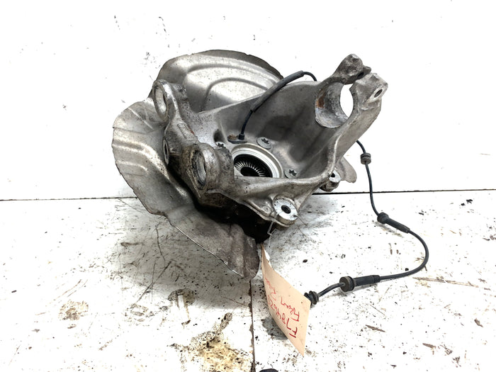 BMW F32 F33 F36 4 Series All-Wheel Drive/AWD Right Front Hub/Knuckle/Spindle 6859004