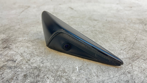 Tesla Model Y Left/Driver Side Fender Turn Signal Camera 1495864-20-D *DAMAGED*