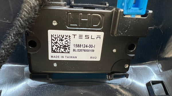 Tesla Model Y Front Interior Security Camera W/ Trim  1588124-00-I