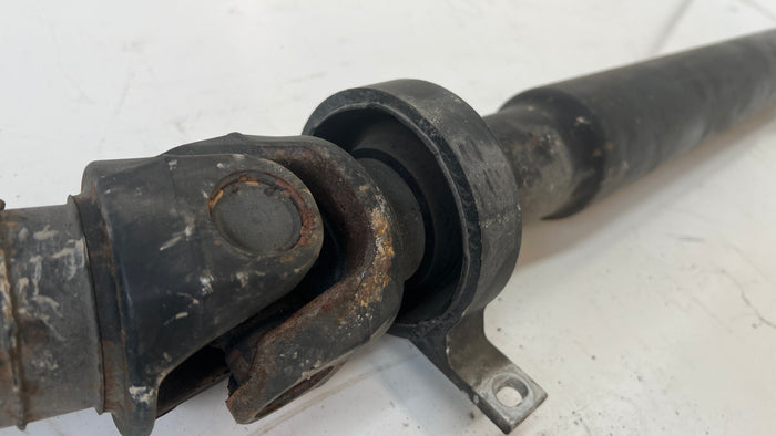 BMW E60 M5 DRIVESHAFT - SMG TRANSMISSION 2282720