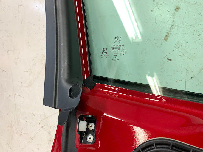 2019 Alfa Romeo 952 Giulia Ti Left/Driver Side Front Door Alfa Rosso (414) *DAMAGED*