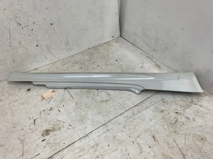 BMW E92 E93 M3 Right/Passenger Side Skirt Alpine White 3 (300) 7899844 *DAMAGED*