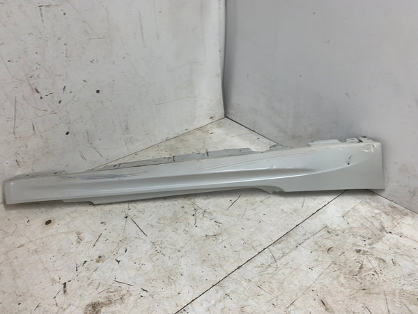 BMW E92 E93 M3 Right/Passenger Side Skirt Alpine White 3 (300) 7899844 *DAMAGED*