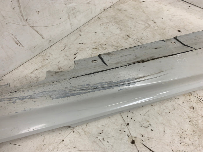 BMW E92 E93 M3 Right/Passenger Side Skirt Alpine White 3 (300) 7899844 *DAMAGED*