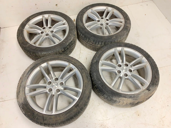 Tesla Model S Wheel Set