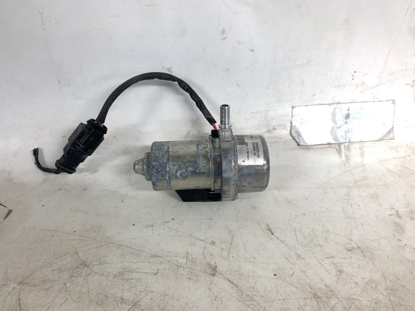 BMW E92 E93 E90 M3 Brake Vacuum Pump 2283333