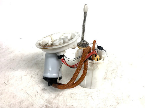 BMW F80 F82 F87 M2 M3 M4 S55 Gas Tank Fuel Pump Delivery Module 2284693 *Damaged*