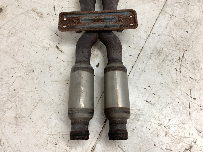 BMW E90 E92 E93 M3 S65 Mid Section Exhaust Pipe Catalytic Converter 18307848117