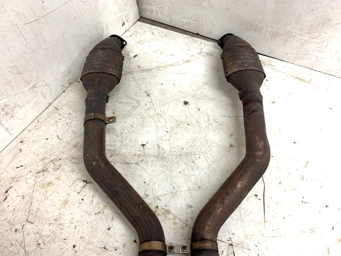 BMW E90 E92 E93 M3 S65 Mid Section Exhaust Pipe Catalytic Converter 18307848117