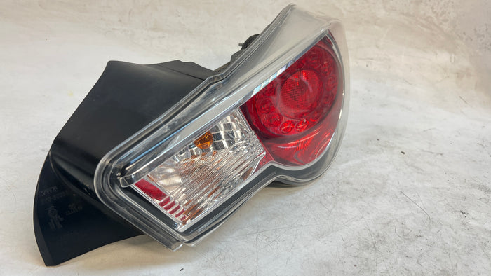 SCION FRS/SUBARU BRZ TAIL LIGHT RIGHT SU003-05810