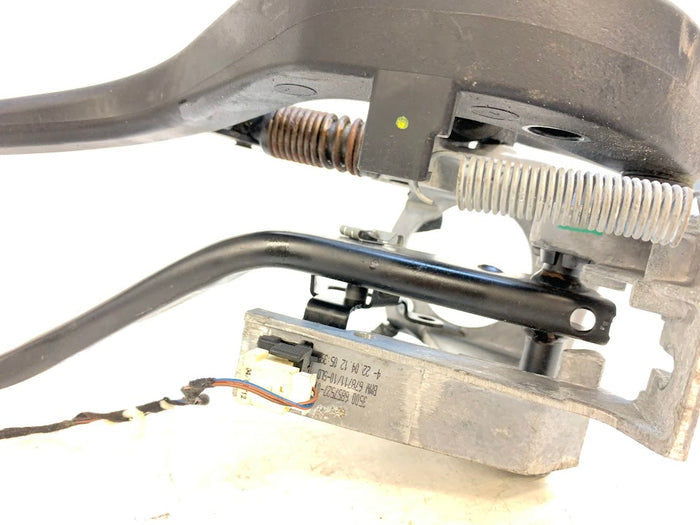 BMW F30 F31 F32 F33 F34 F36 3 & 4 Series Manual Transmission Clutch/Brake Pedals 35316761310/35006762926