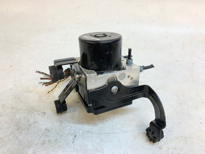 BMW F30 335i ABS Pump 34516793936