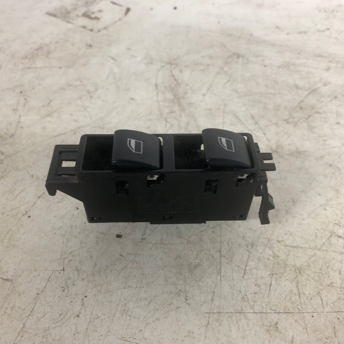 BMW E46 3 Series Wagon/Sedan Right/Passenger Front Window Switch 6902179