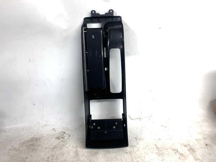 BMW E46 330xi 328i 325i 323i 320i M3 Sedan/Coupe/Wagon Black Center Console 8213680