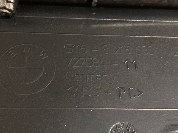 BMW E46 330xi 328i 325i 323i 320i M3 Sedan/Coupe/Wagon Black Center Console 8213680