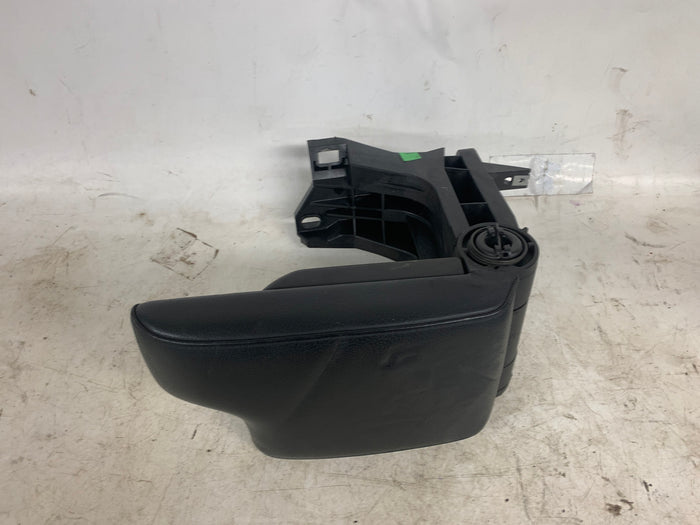 BMW E46 330xi 328i 325i 323i 320i Black Leather Center Console Armrest & Mount 8213678