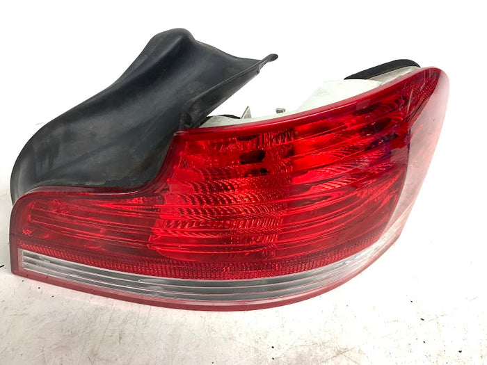 BMW E82 E88 135i 128i Pre-LCI Right/Passenger Side Tail Light 7285642