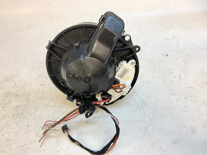 BMW F30 F31 F32 F33 F34 Pre-LCI Blower Motor & Resistor 64119237557 *DAMAGED*