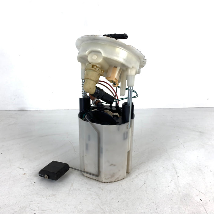 BMW E90 E91 E92 E93 3 Series Fuel Pump/Level Sensor 6765717