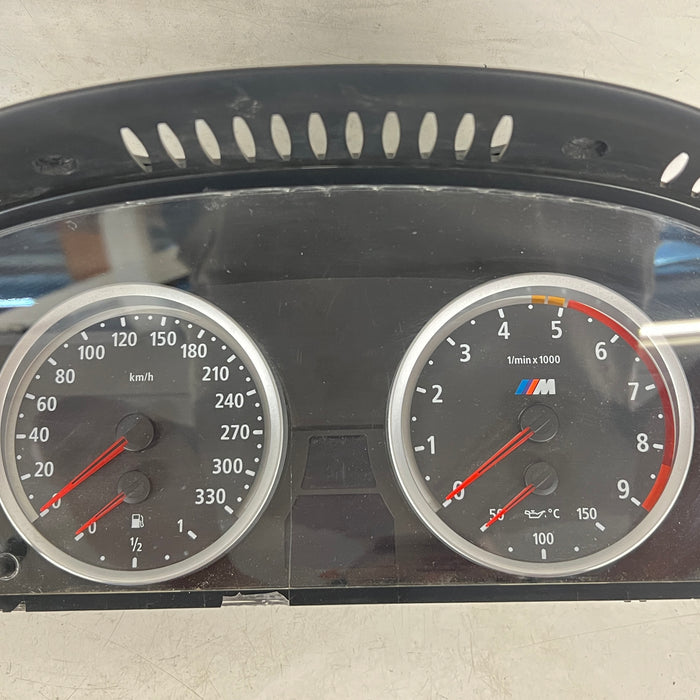 BMW E60/E61 M5 E63/E64 M6 Gauge Cluster KPH 62107842074 *DAMAGED*