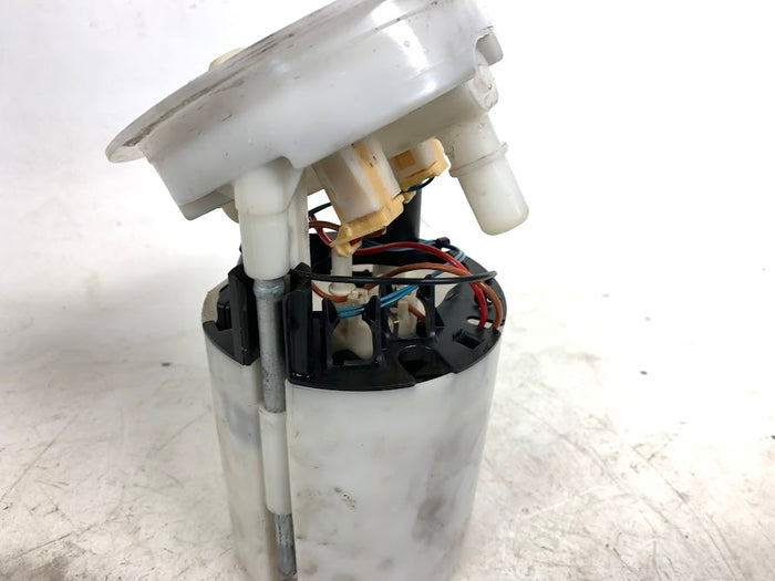 BMW E82 E88 135i 128i Low Pressure Fuel Pump/LPFP 6765717