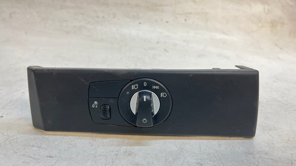 BMW E60 M5 Headlight Switch W/Trim 6988549