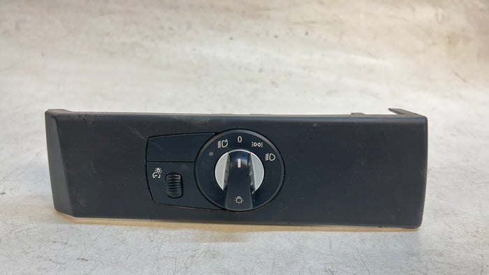 BMW E60 M5 Headlight Switch W/Trim 6988549