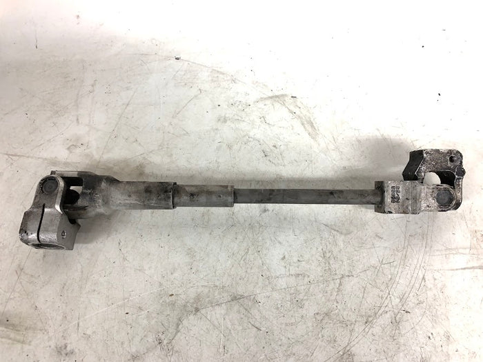 BMW E82 E88 135i 128i Lower Steering Column Joint Assembly Shaft 6769157