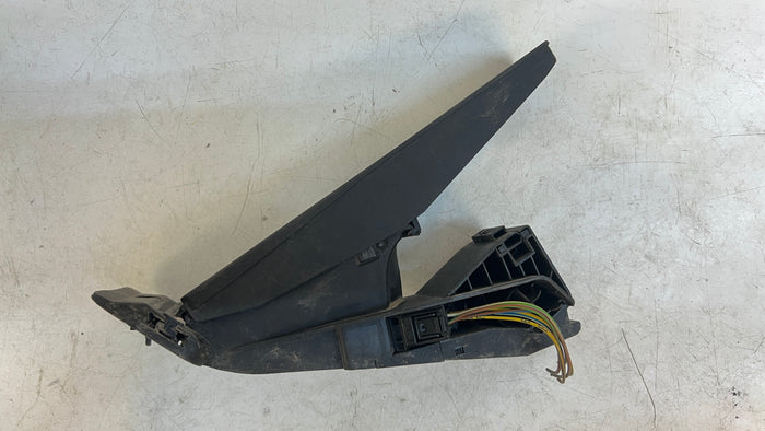 BMW E9X / E6X / F10 THROTTLE/ACCELERATOR PEDAL 6858574