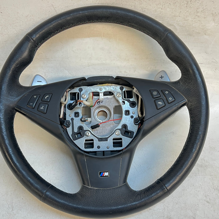 BMW E60/E61/E63/E64 M5/M6 HEATED SMG STEERING WHEEL W/ PADDLES 32342283935