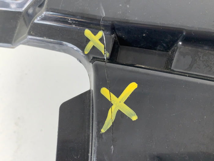BMW F97 X3 M/G01 X3 Right/Passenger Side Rear Bumper Guide Bracket 7400668 *DAMAGED*