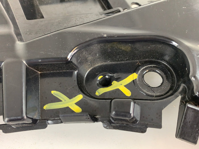 BMW F97 X3 M/G01 X3 Right/Passenger Side Rear Bumper Guide Bracket 7400668 *DAMAGED*