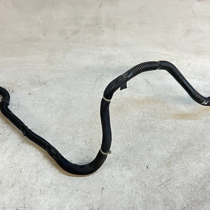 Tesla Model Y Rear Drive Unit/RDU Outlet Coolant Hose 1077595-00-E