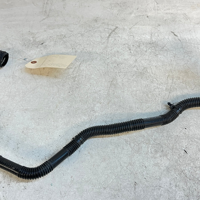 Tesla Model Y Rear Drive Unit/RDU Inverter To Oil Cooler Coolant Hose 1077585-00-E