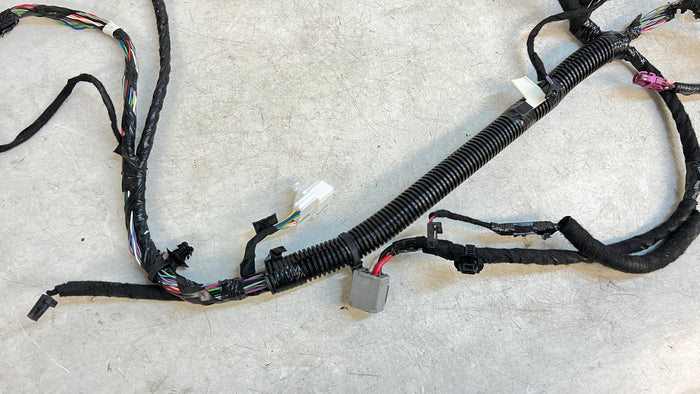 Tesla Model Y Dashboard Wiring Harness 2489040-02-A *DAMAGED*