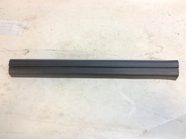 BMW E85/E86 Z4 Right/Passenger Side Interior Door Sill Trim 7016800