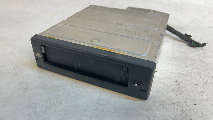 BMW E60 GLOVE BOX CD CHANGER 9131850